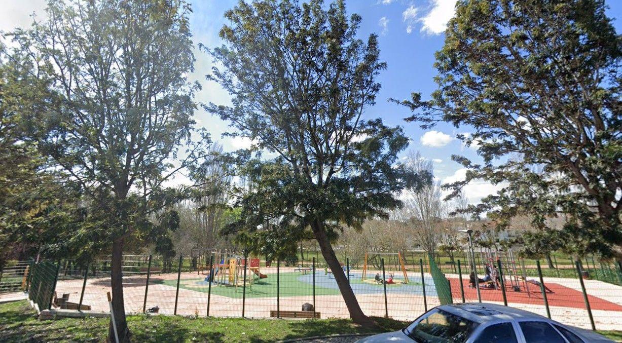 Apartamento T1, para investimento, em Queluz - Image 4